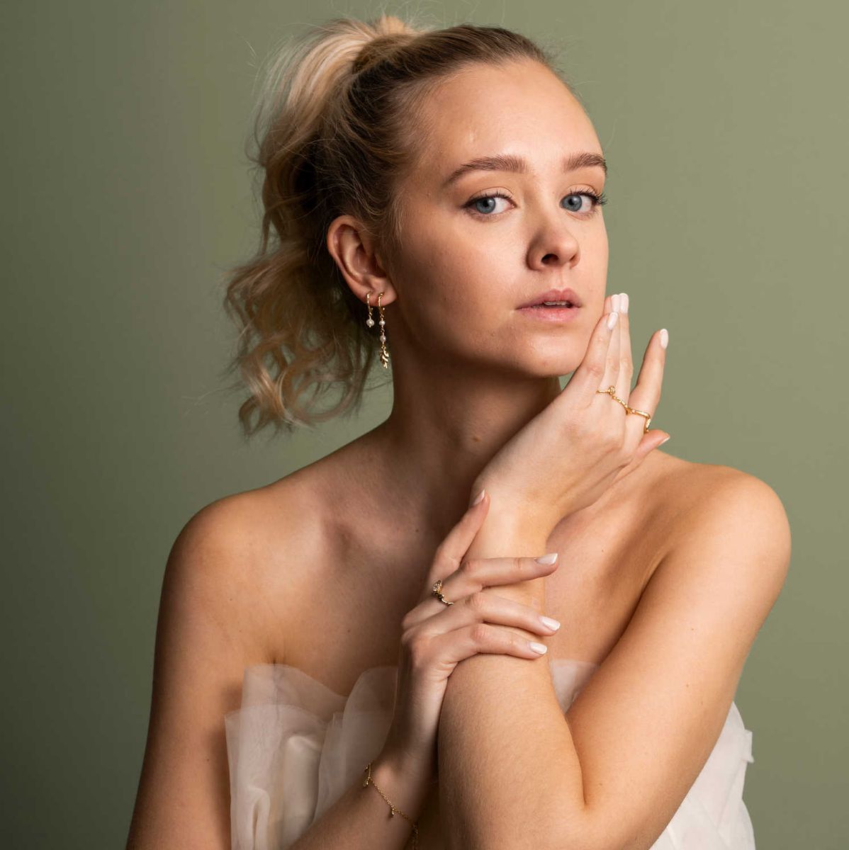 Keshi øredobber med perle, lang