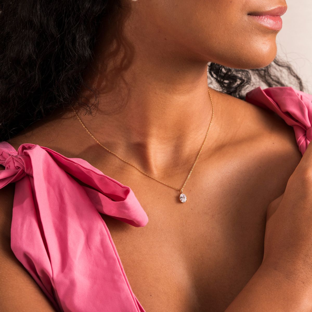 Cara smykke i sølv med blank zirkonia